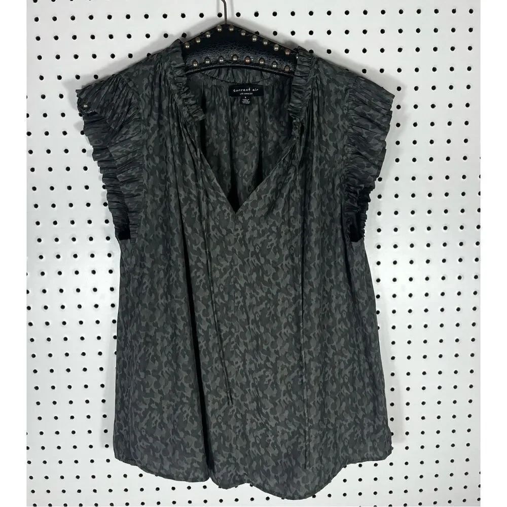 Current Air pleated sleeve blouse